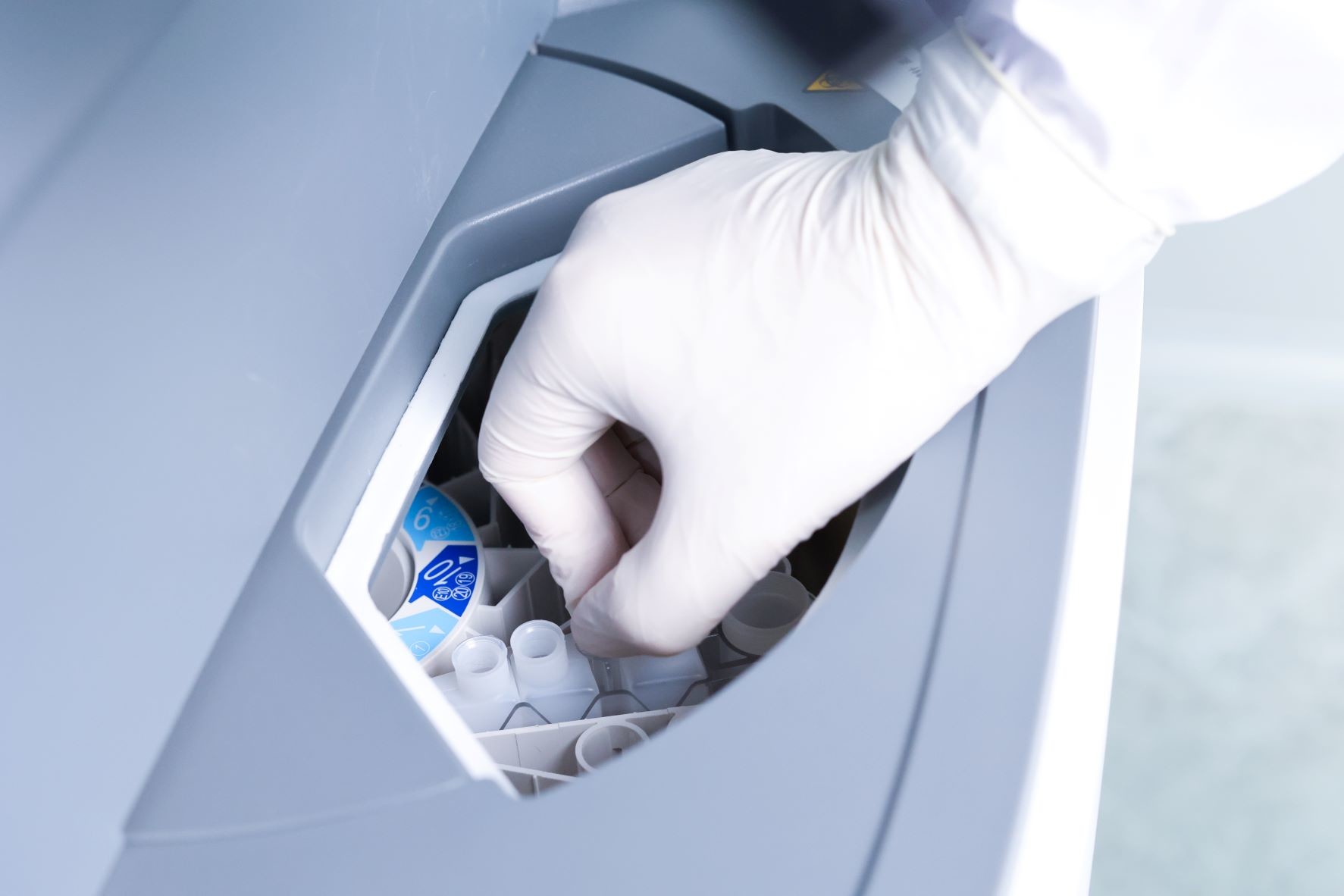 TRAb Thyroid Receptor Antibody For Automatic Immunoassay Analyzer IVD Reagents Magnetic Beads