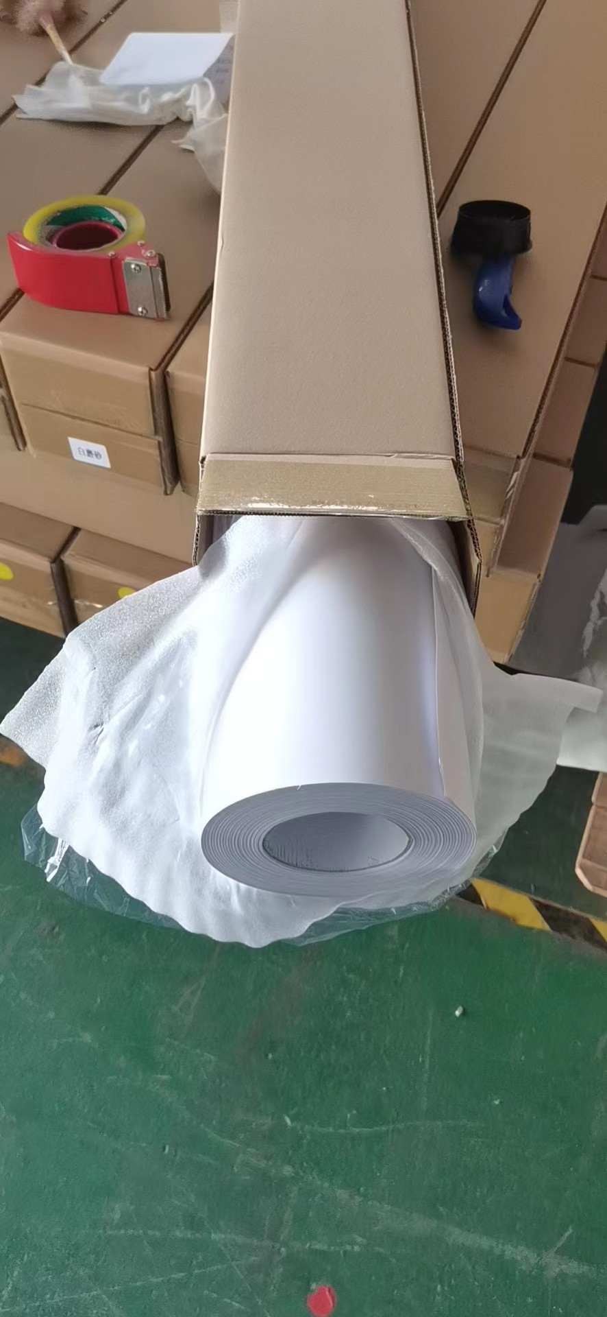 Printable Permanent Glue Glossy / Matte Car Wrap Vinyl Sticker Roll Self Adhesive 100mic 140gsm