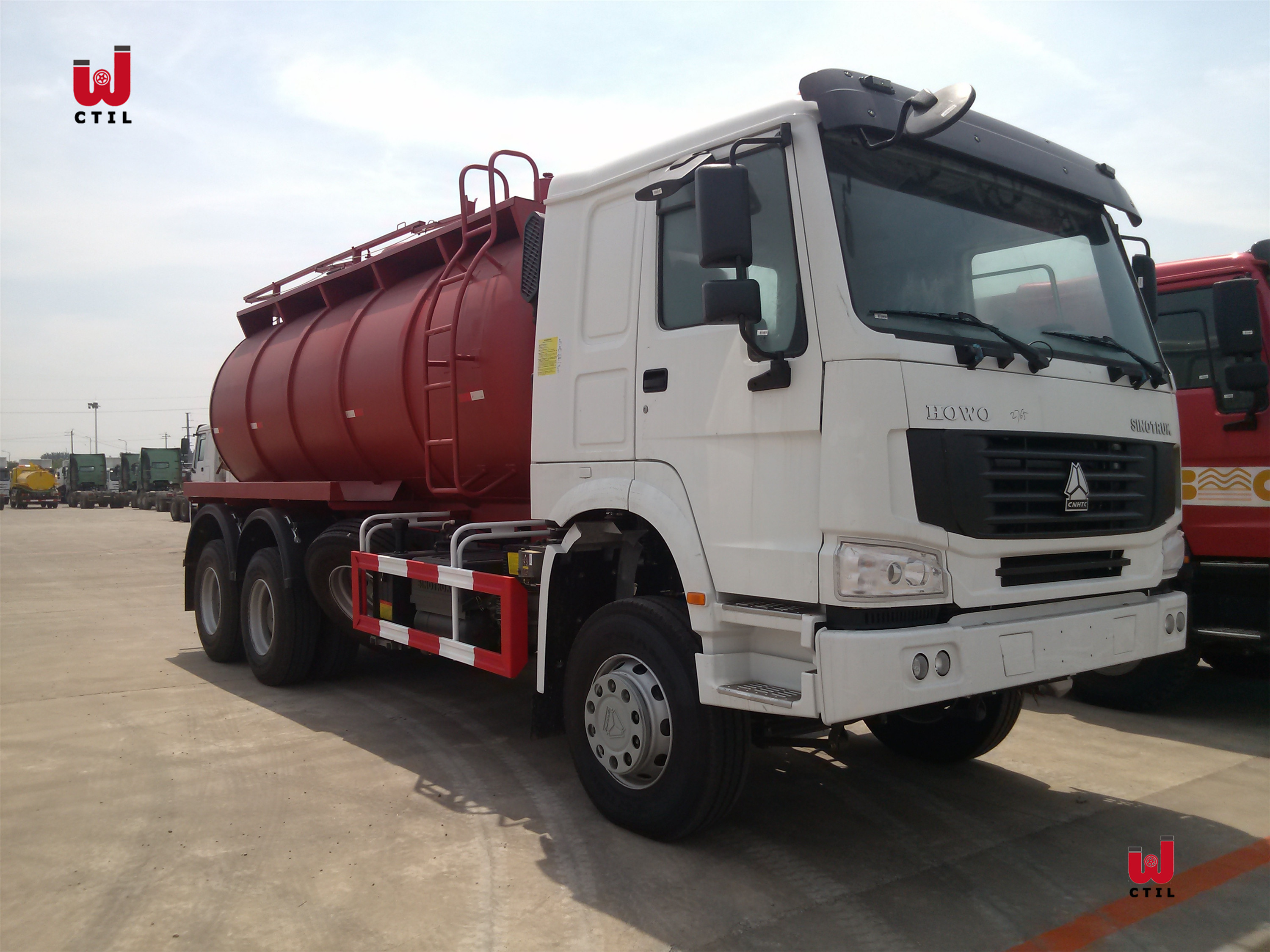 Sinotruk Sewage Cleaning Tanker 35 Cubic Sewer Jetting Truck