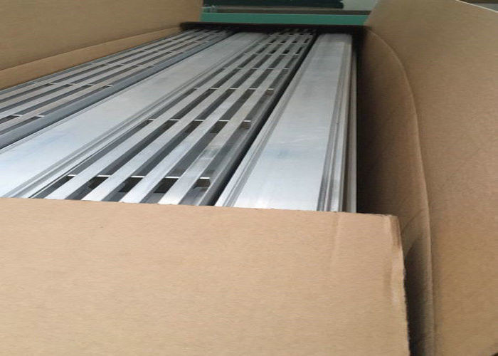 Stylish Finish Floor Drainer , Rectangle Floor Drain With Customization Length
