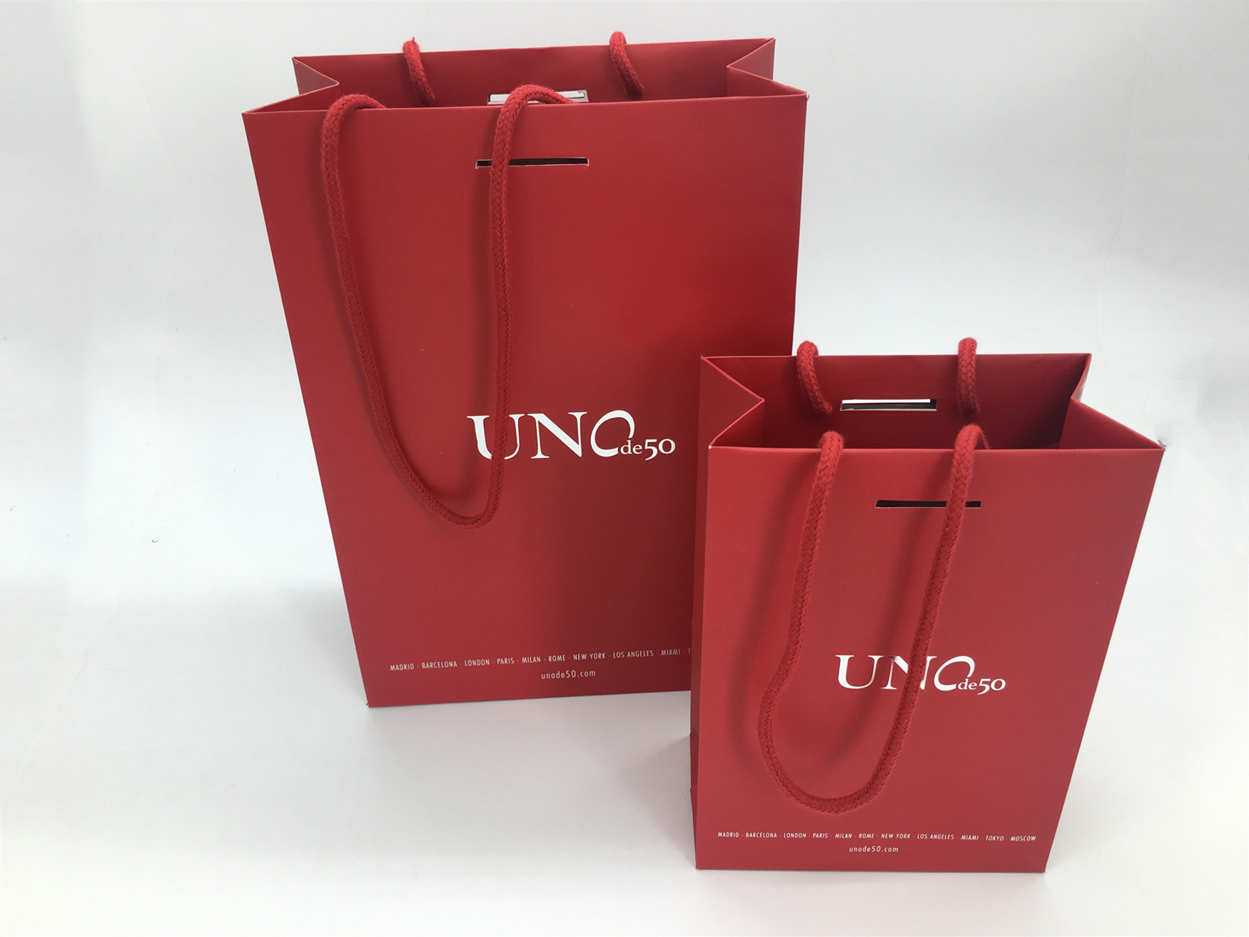 Red Bottom Folding Branded Paper Bags With Cotton Rope , Silver Foil Logo