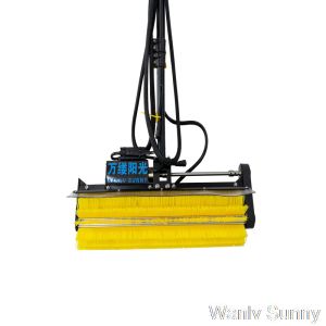 Maximize Efficiency with Waterless Solar Panel Cleaning Brush and Telescopic