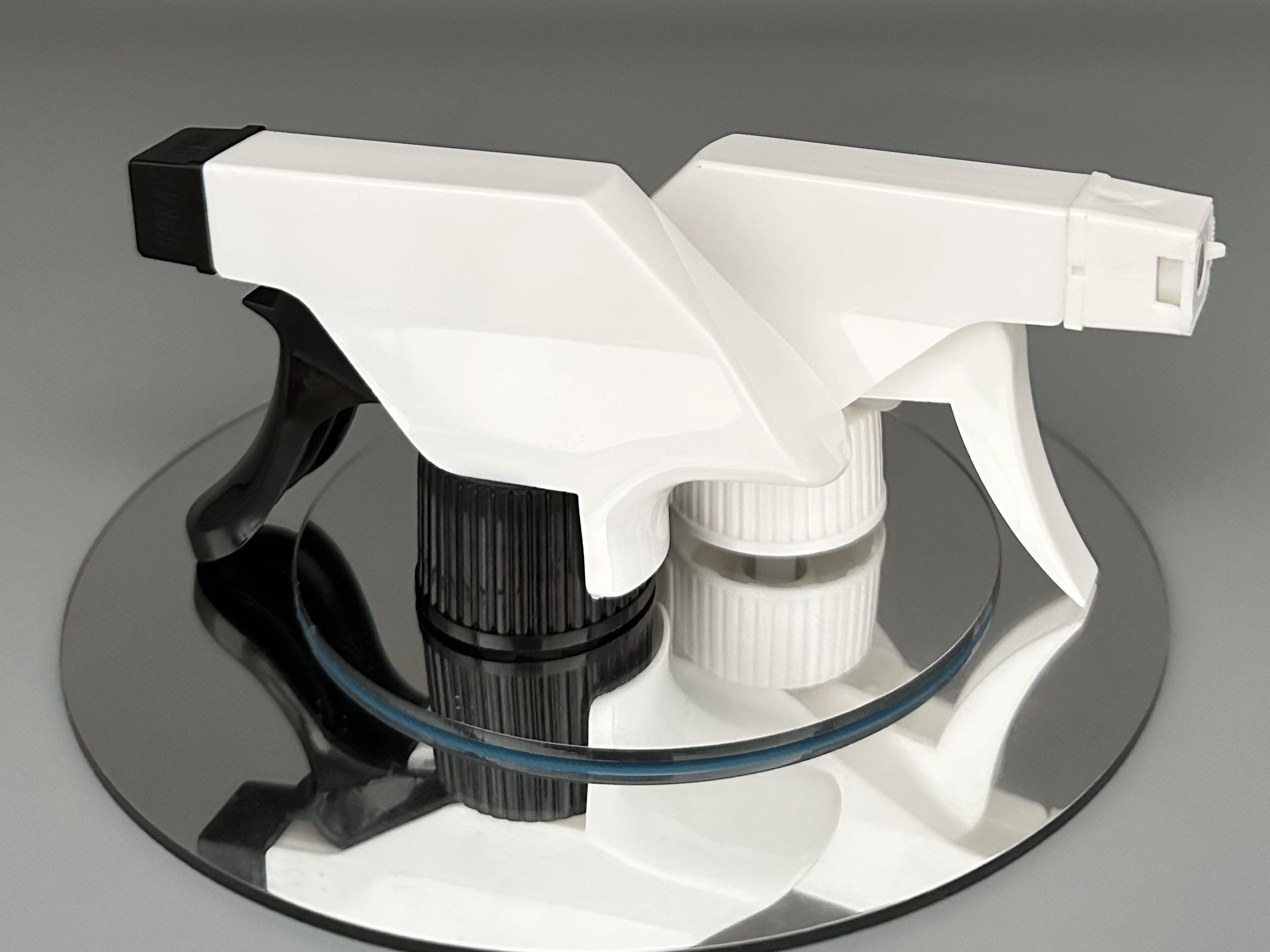 Quick Delivery 28mm Foam Trigger Sprayer with Hand Trigger and PP Material Sample