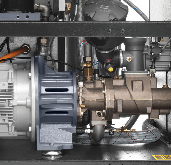Atlas Copco Oil Free Screw Air Compressor with LZ Premium Piston 230V 400V Voltage 0