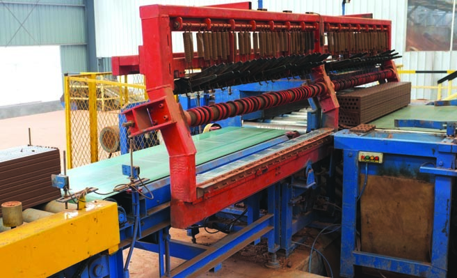 Servo Wire Cut Brick Machine Clay Brick Making Machines 30000 Bricks/Hr