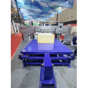 Precision Control System All Simens Polyurethane Foam Cutting Machine Customizab