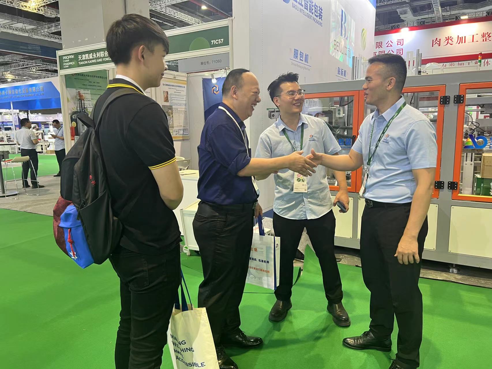 Automatic Bottle Water Filling Machine for High Accuracy Mineral Water Production Line