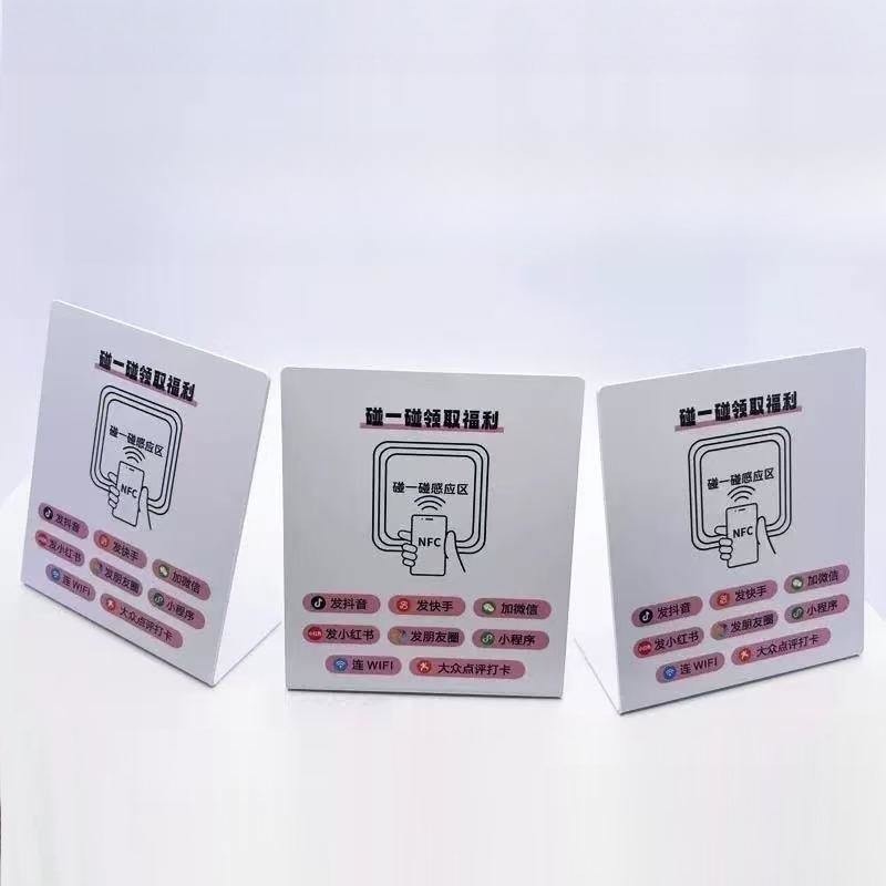 13.56MHz Frequency Custom Printed 10cm Round NFC Business Card Waterproof Google Review Sticker NFC Menu Plate with QR Code