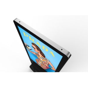 Easy Operating LCD Advertising Display , Digital Signage Stand One Year Warranty