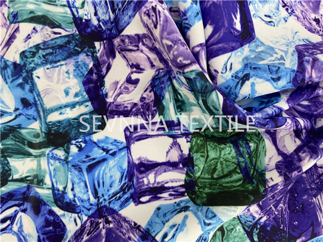 24% Spandex Recycled Swimwear Fabric Ice Cold Digital Printed Pattern