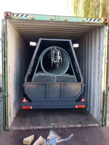 razor wire trailers