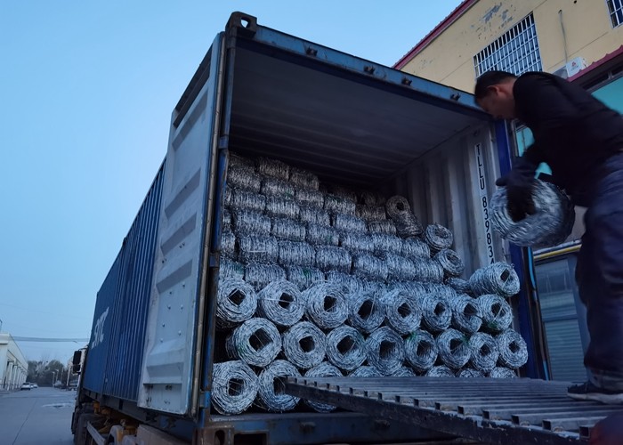 14x14 Green Pvc Razor Barbed Wire Secure Barbed For Fencing