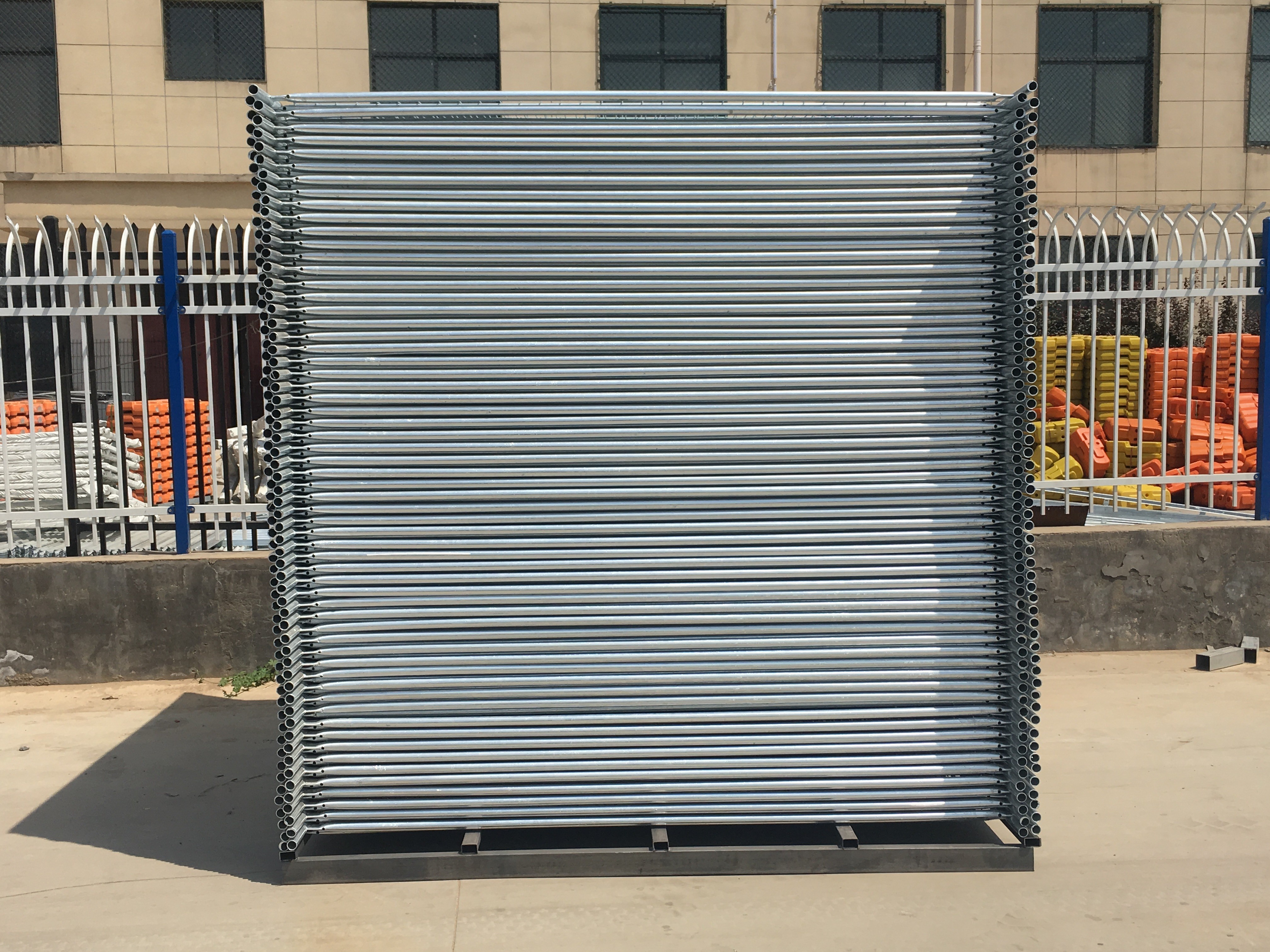 Portable Barriers Fencing / Portable Event Fencing Anti Climb Mesh Infill