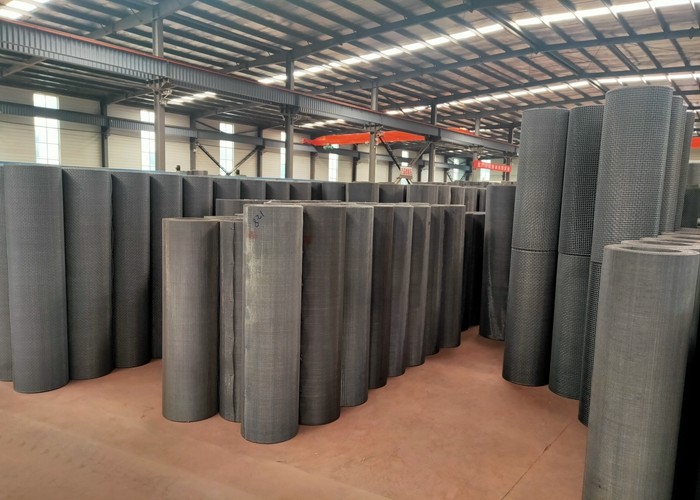 SS304 Plain Crimped Wire Mesh Fence Carbon Steel Mining Screen Mesh
