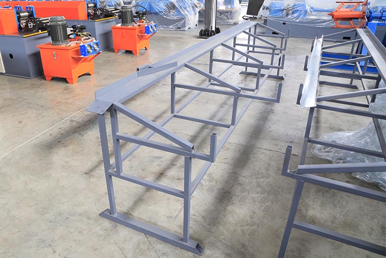 Easy Operate Metal Stud And Track Roll Forming Machine For Multi Profiles 30-40m/Min