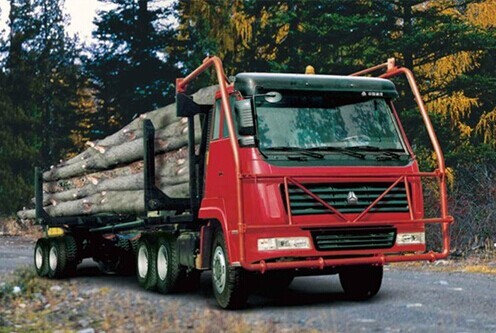 Sinotruk Howo Wood Transport Log Truck With Trailer , Loading 40-60t