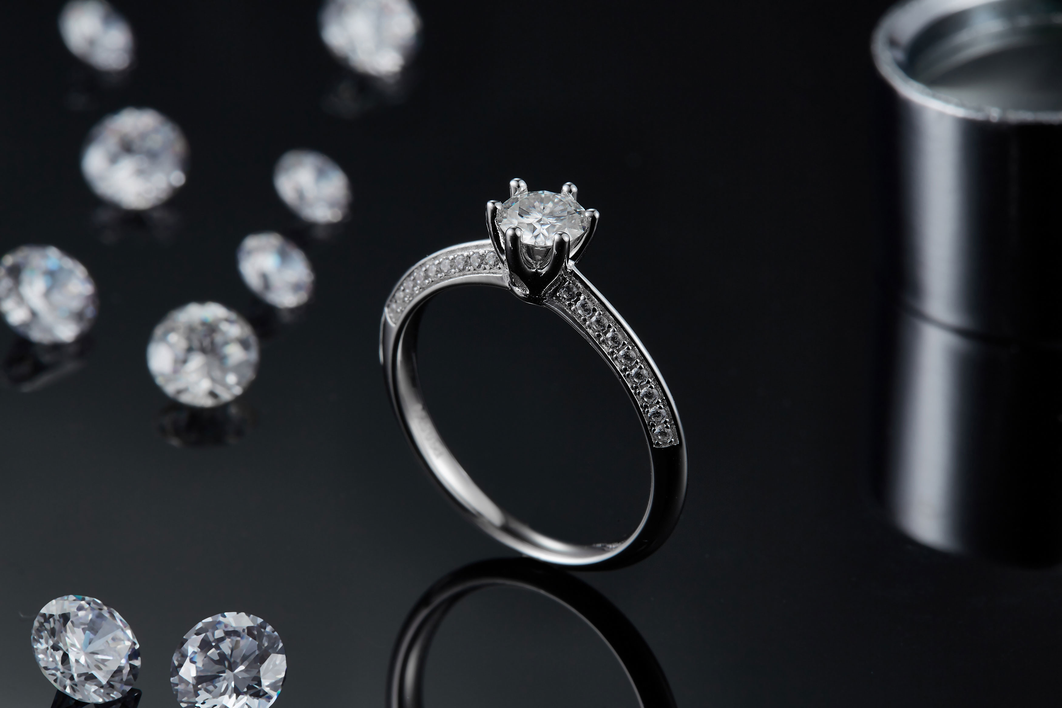 White Moissanite And Sapphire Platineve Diamonds Jewelry Engagement Women Ring