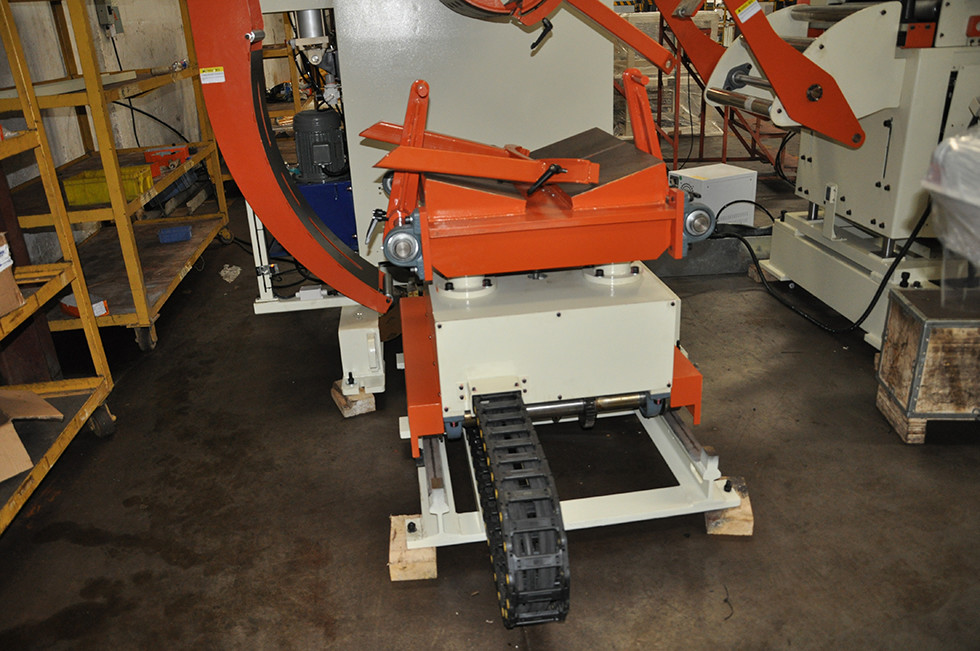 Fully Automatic Metal Sheet Feeding Roller Decoiler and Straightener Feeder Machine