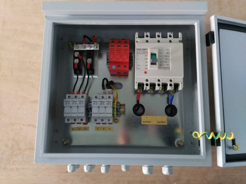 3 String PV Combiner Box Lighting Protection For Solar Power System