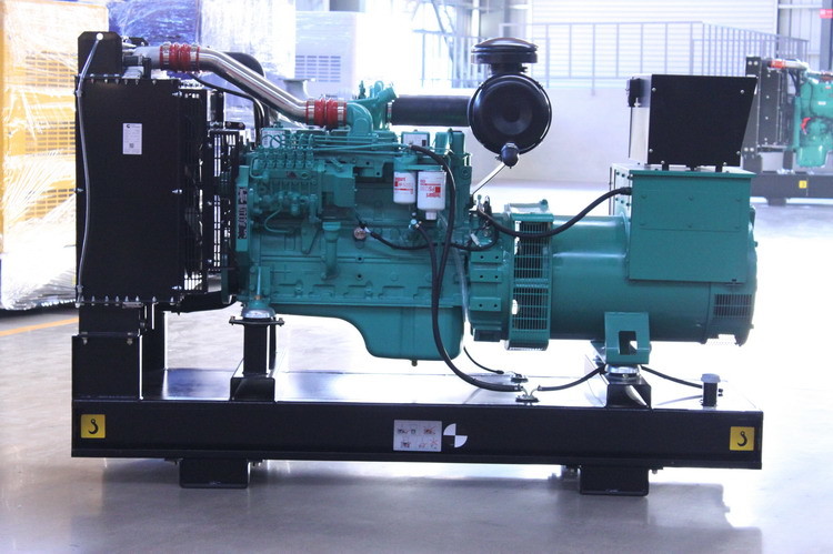 Silent 125 Kva 100 Kw Diesel Genset With Cummins Generator 100kw 6BT Engine