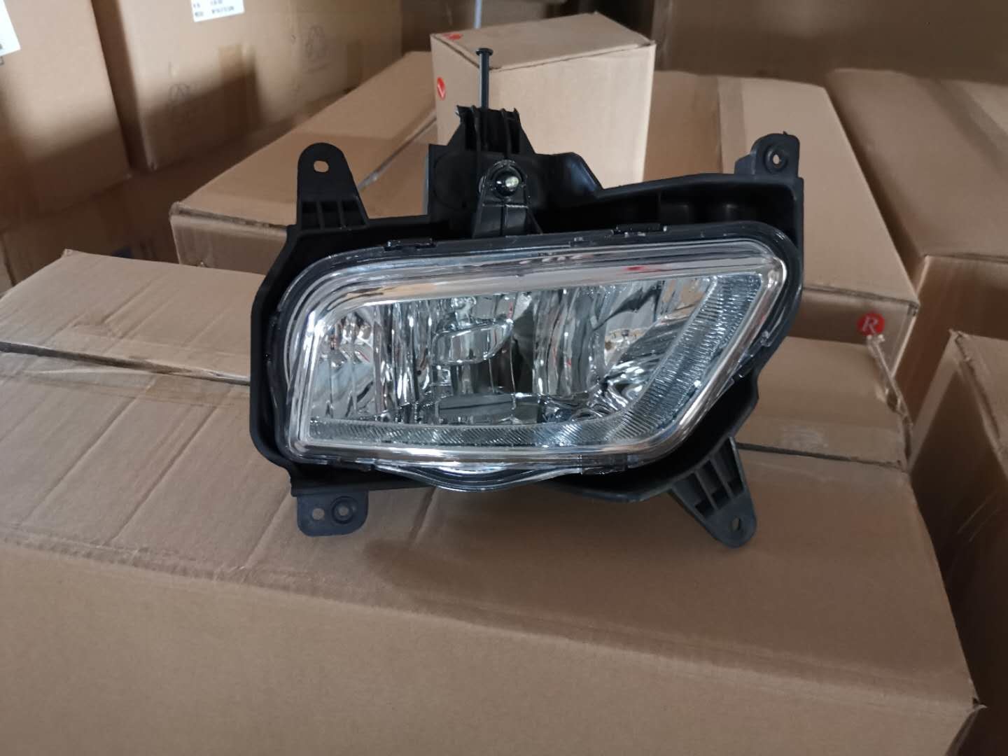 FOR TRUCK PARTS-Hyundai H100 Porter PARTS-FOG LAMP OEM 92202-4F500