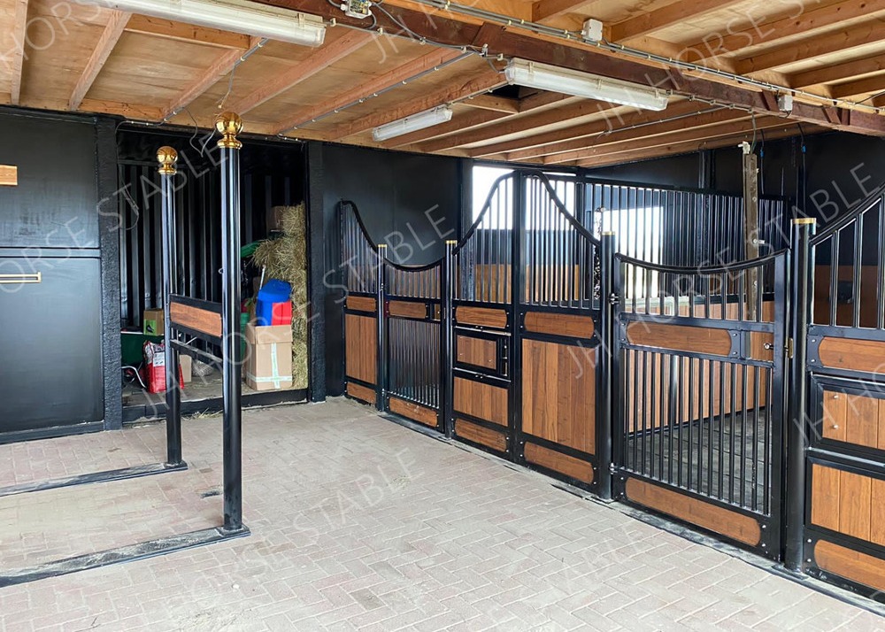 20 28 32 Mm Thickness Bamboo Horse Stall Fronts Black Powder Coated Frame