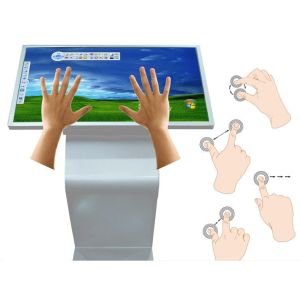 Smart HD 32" Inch LCD self-service interactive kiosk touchscreen with Android