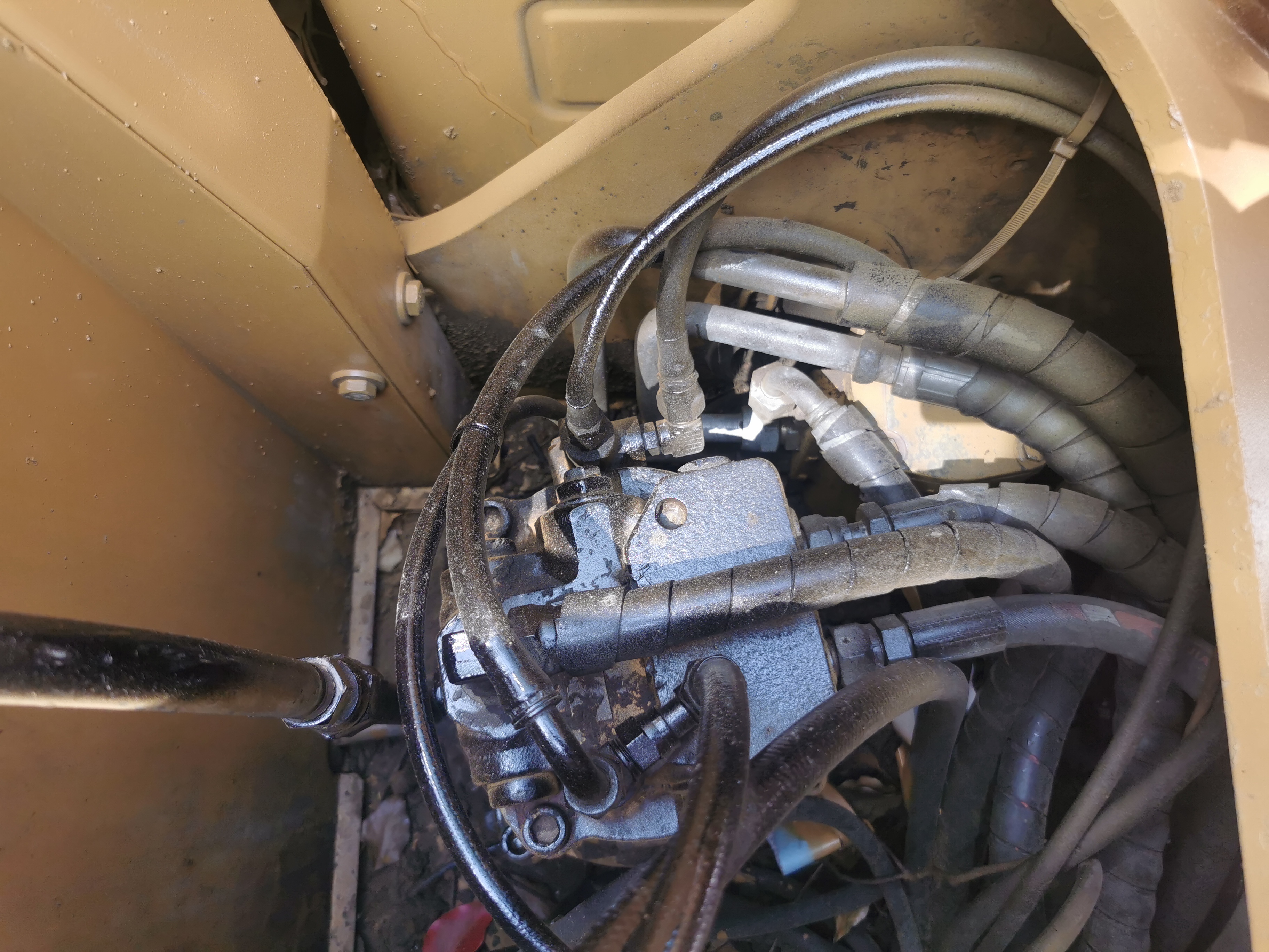 Original CAT308C Used Excavator with Original Hydraulic Valve and Working Performance