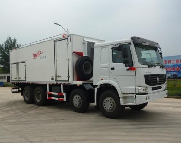 Sinotruk Special Purpose Truck 15ton BCR（D）H-15 On - Site Mixed Emulsified ANFO