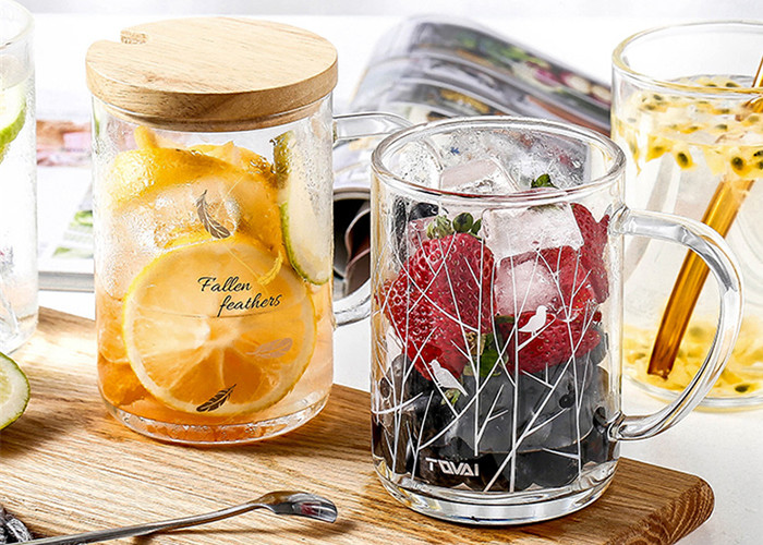 Personalized Glass Coffee Mugs With Wooden Lid Heat Resistant Glass