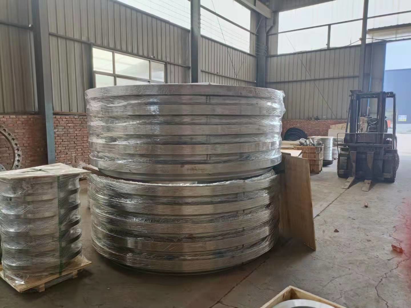 DIN, ANSI, BS, ASTM Stainless 304 306 Forged Pipe 1/2"-48" WN Flange