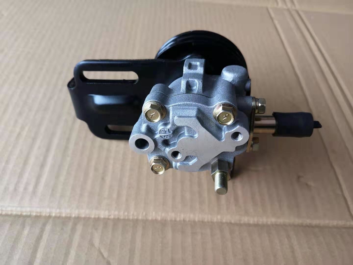 8971295931 Power Steering Pump For TFR TFS Pickup 4JA1 4JB1 Engine With Install Plate Two Groove Pully