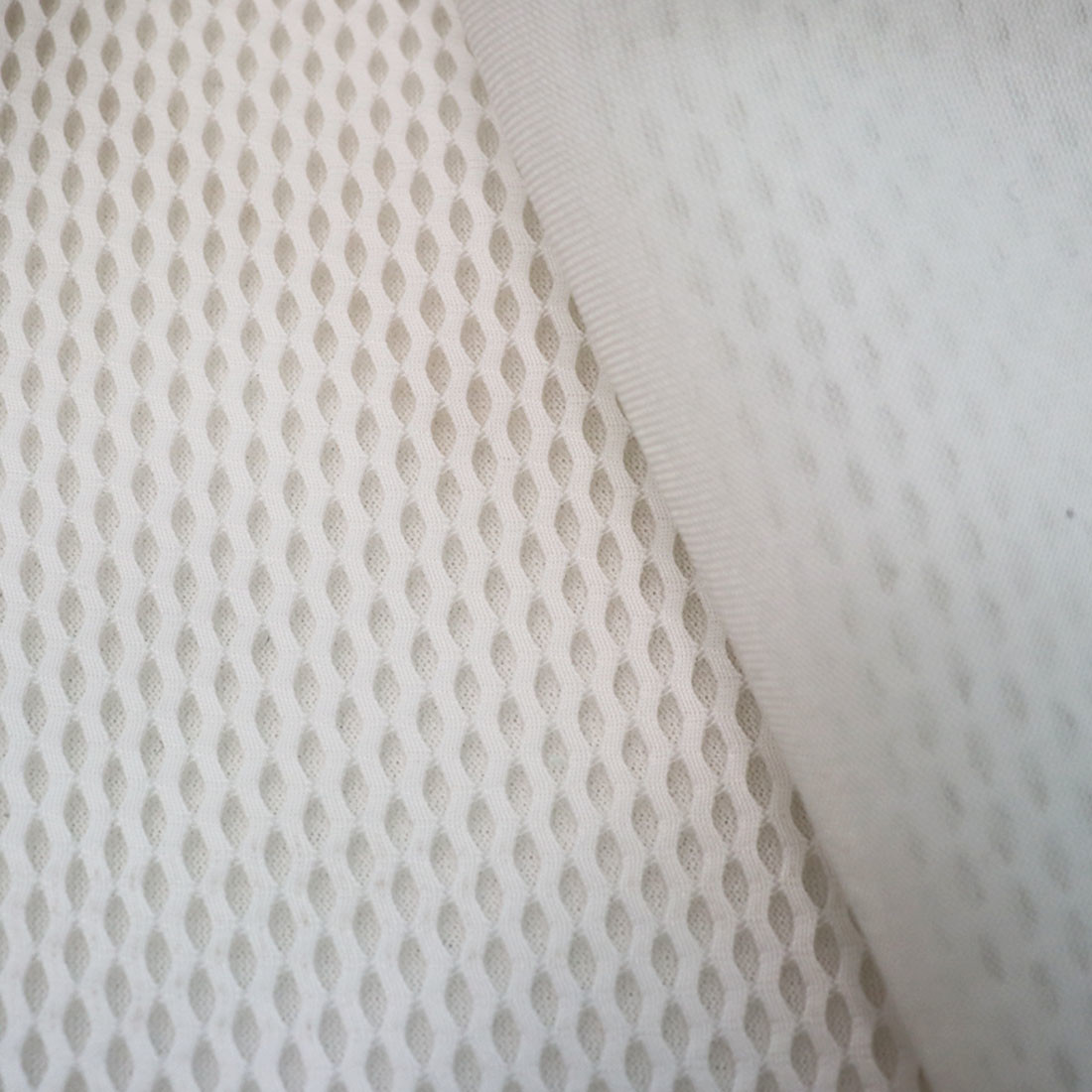 Memory Spacer Mesh Fabric Anti Mildew Breathable Mesh Fabric For Purses