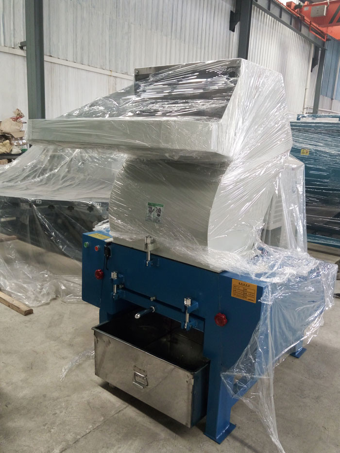 PP PE PVC PET Shoe Making Equipment Recycled Plastic Crusher Grinding Machine