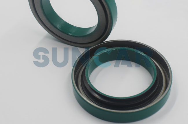 RE505515 Crankshaft Oil Seal For John Deere 1200 1400 410G 700H 270CLC