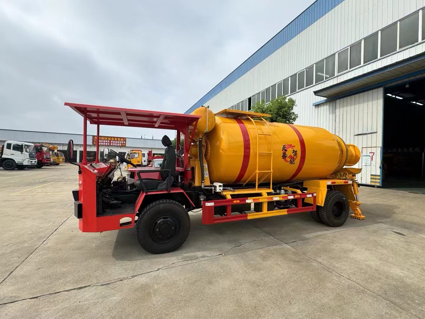 Hot Selling 5.5m3 Volumetric Cement Mixer Concrete Mixer Video Concrete Mixer Truck Product for Sale