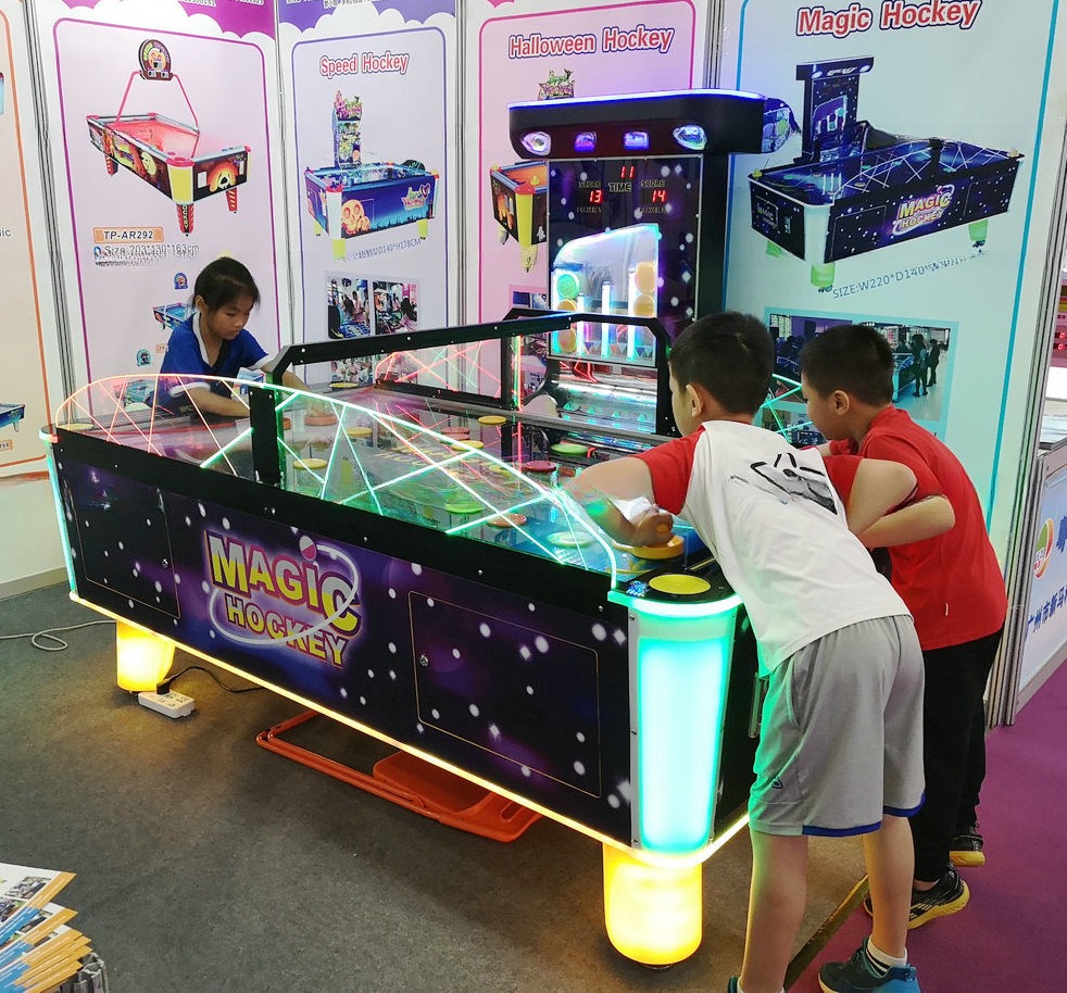 Coin Operated Lottery Game Machine Arcade Air Hockey Table Customized 220*140*170cm