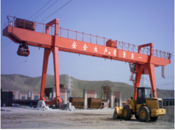 10 Tons Truss Type Double Girder Gantry Crane For Grabing Sand