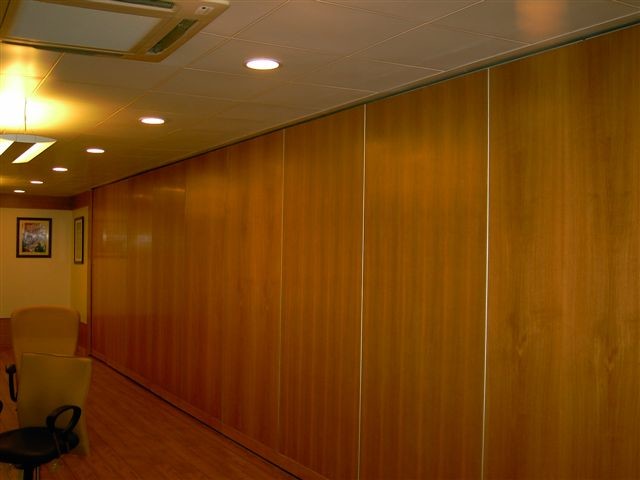 65 mm Type Panel Hanging Sound Proof Partitions For Hotel , Banquet Hall