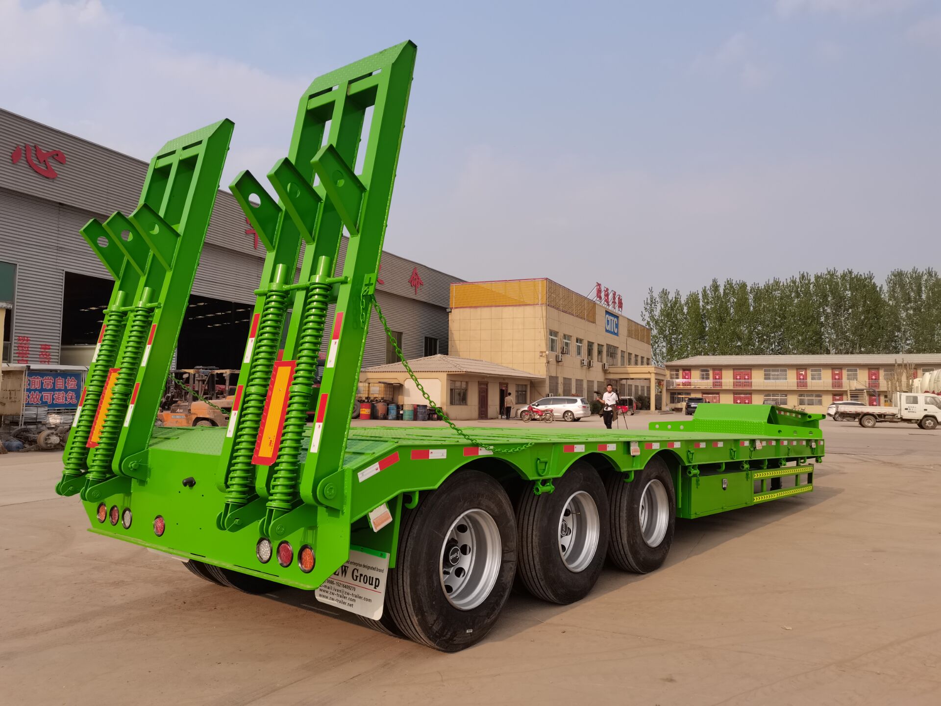 3 Axle 80ton Detachable Gooseneck Lowbed Semi Trailer Heavy Duty Lowboy Trailer For Ghana