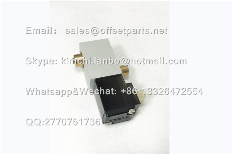 A4.334.003 SM52 Cylinder Valve 26573 Penumatic System Offset Press Parts Printing Machine Spares