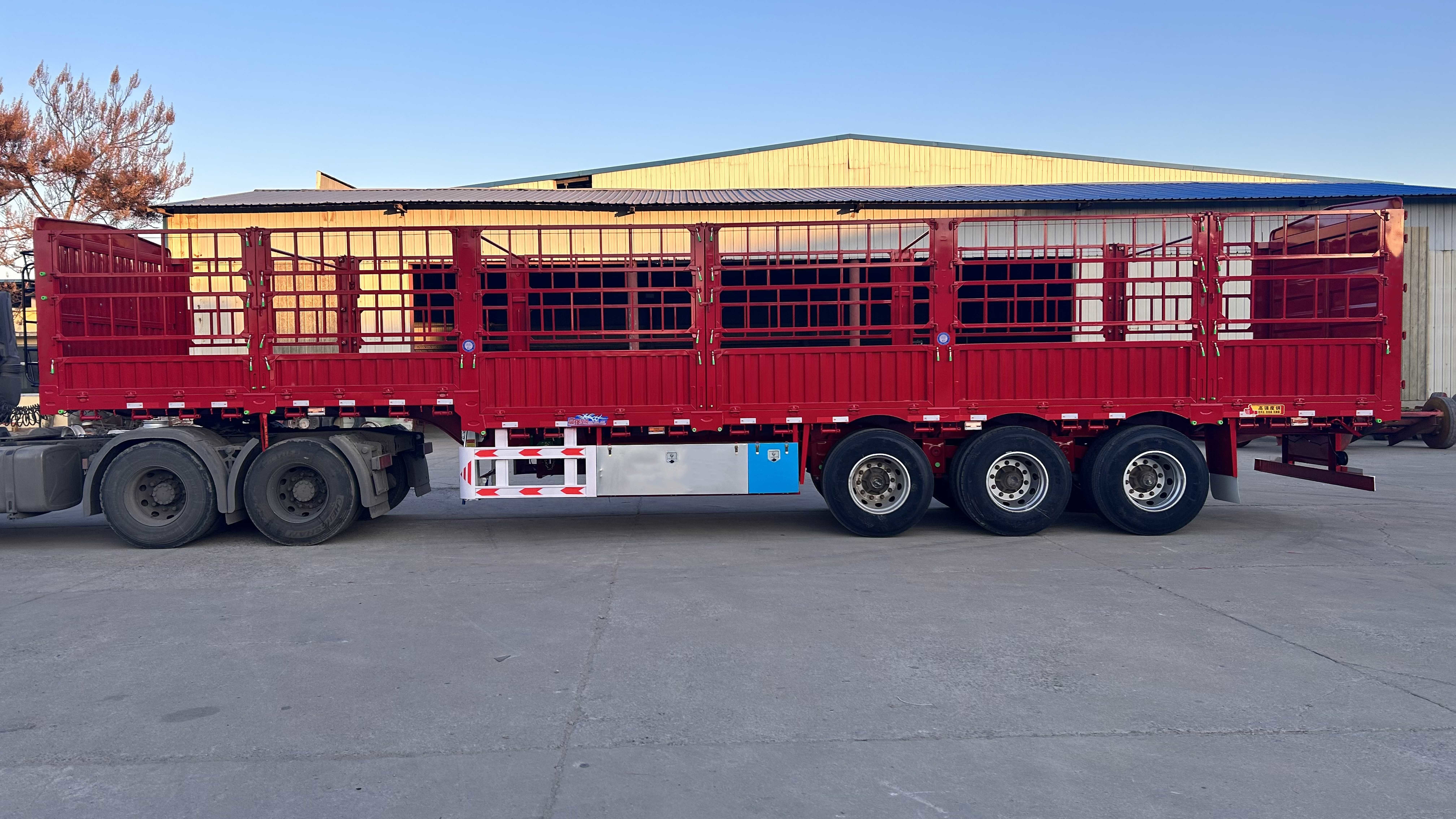 Heavy Duty 40ton 50ton Cargo Semi Trailer 3 Axles Fence Cargo Semi Trailer