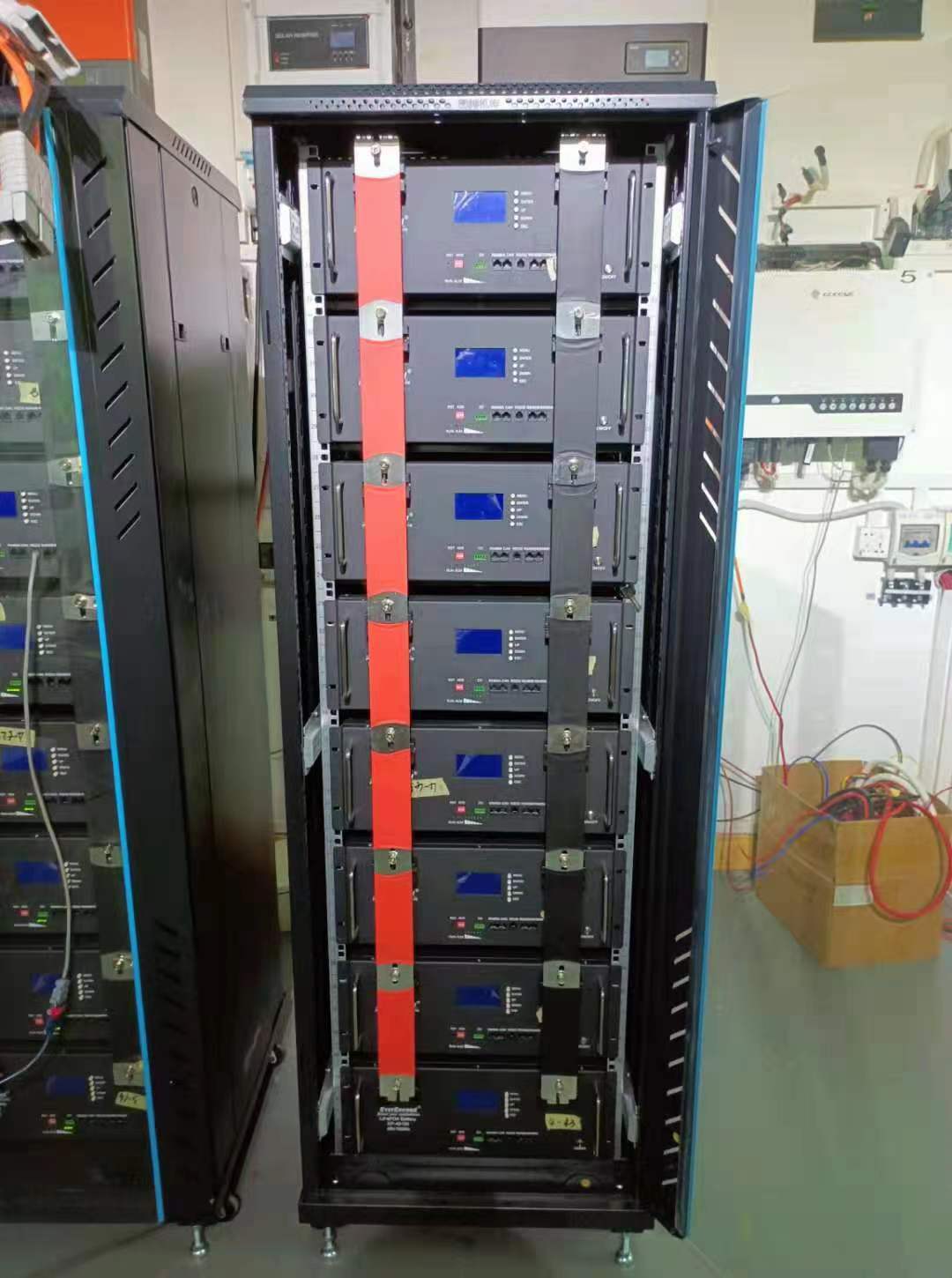 51.2V 5000Ah LiFePo4 Rack Mounted Lithium Battery Metal Cabinet Type
