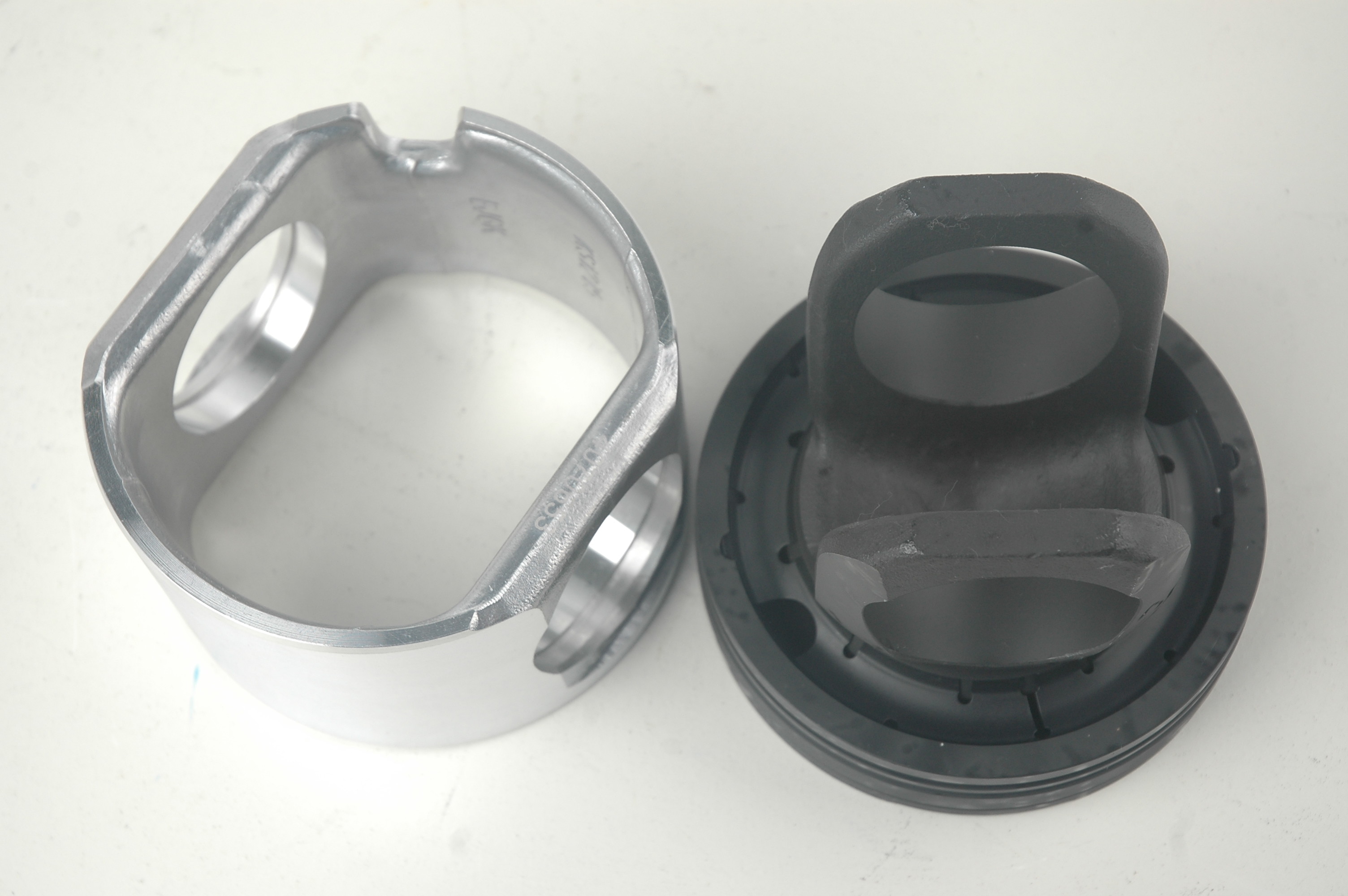 M11 Diesel Engine Parts New Forged OEM Excavator Cylinder Piston With Pin Factory 4022532