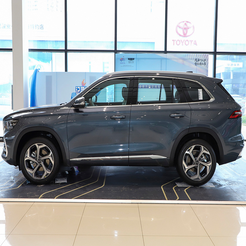 Geely Xingyue L Gasoline Version 2WD 215km/H 5 Seats Monjaro L Gasoline Petrol SUV Car
