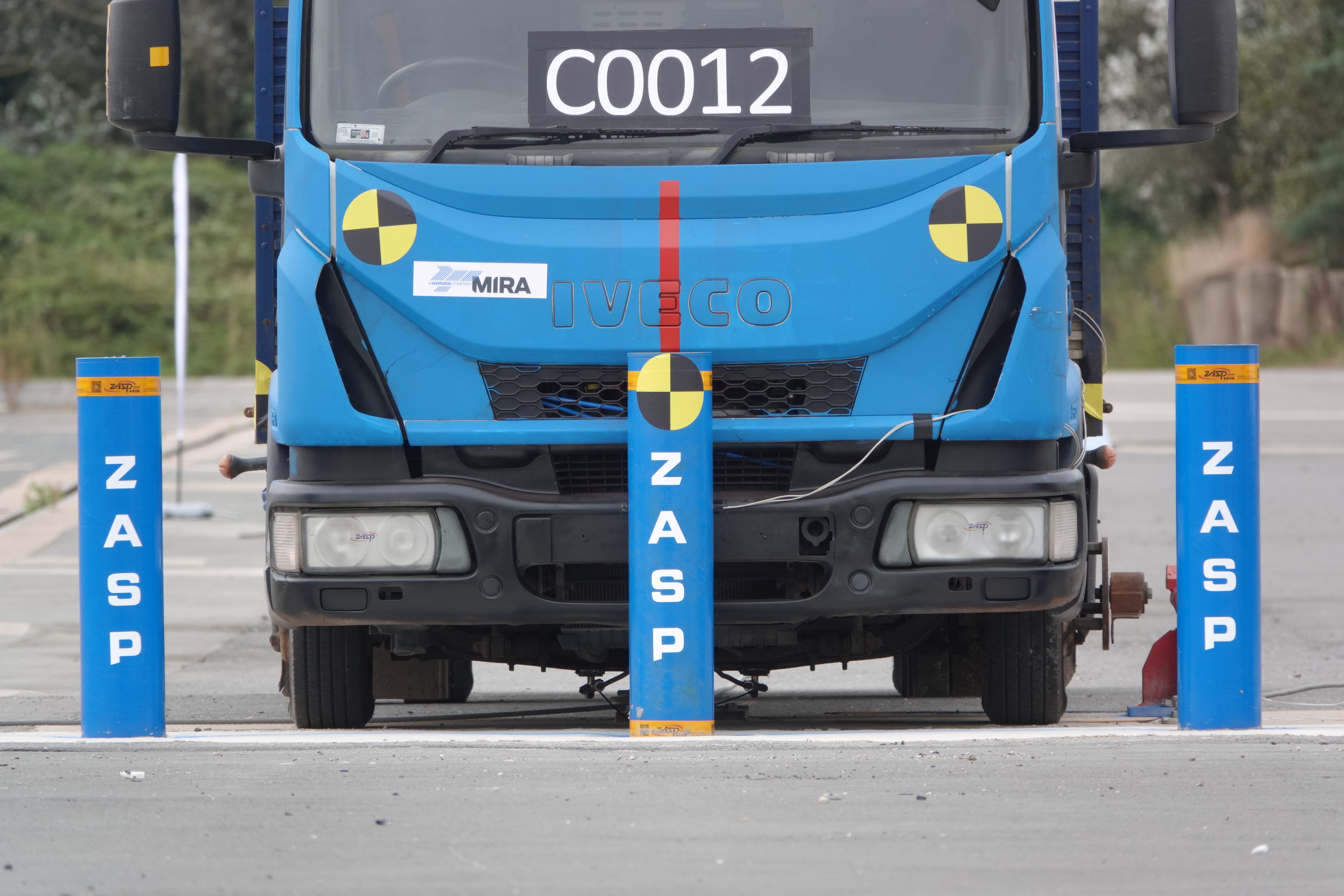 retractable belt bollards