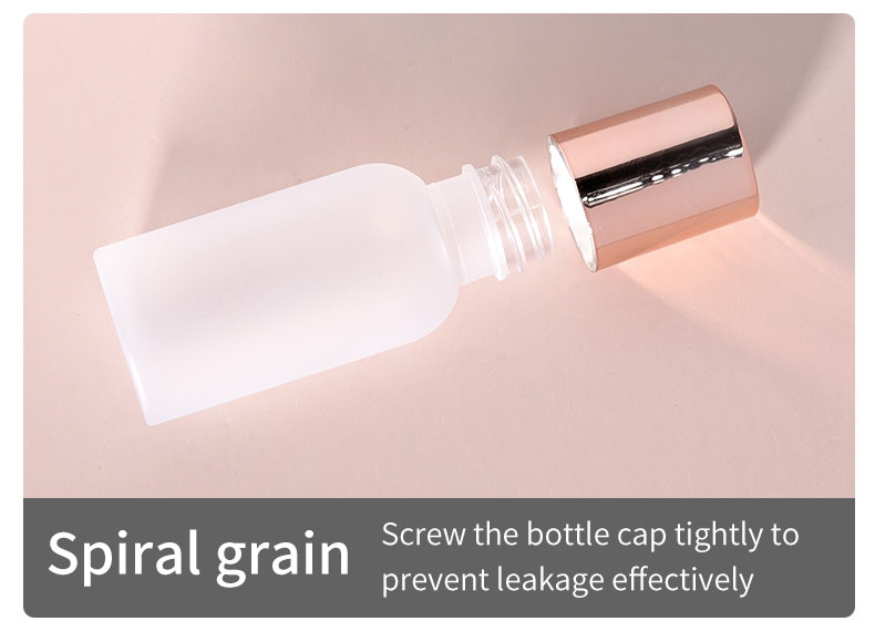 Customized 100ml Plastic Cosmetic Bottles Empty Aromatherapy Bottle With Electroplate