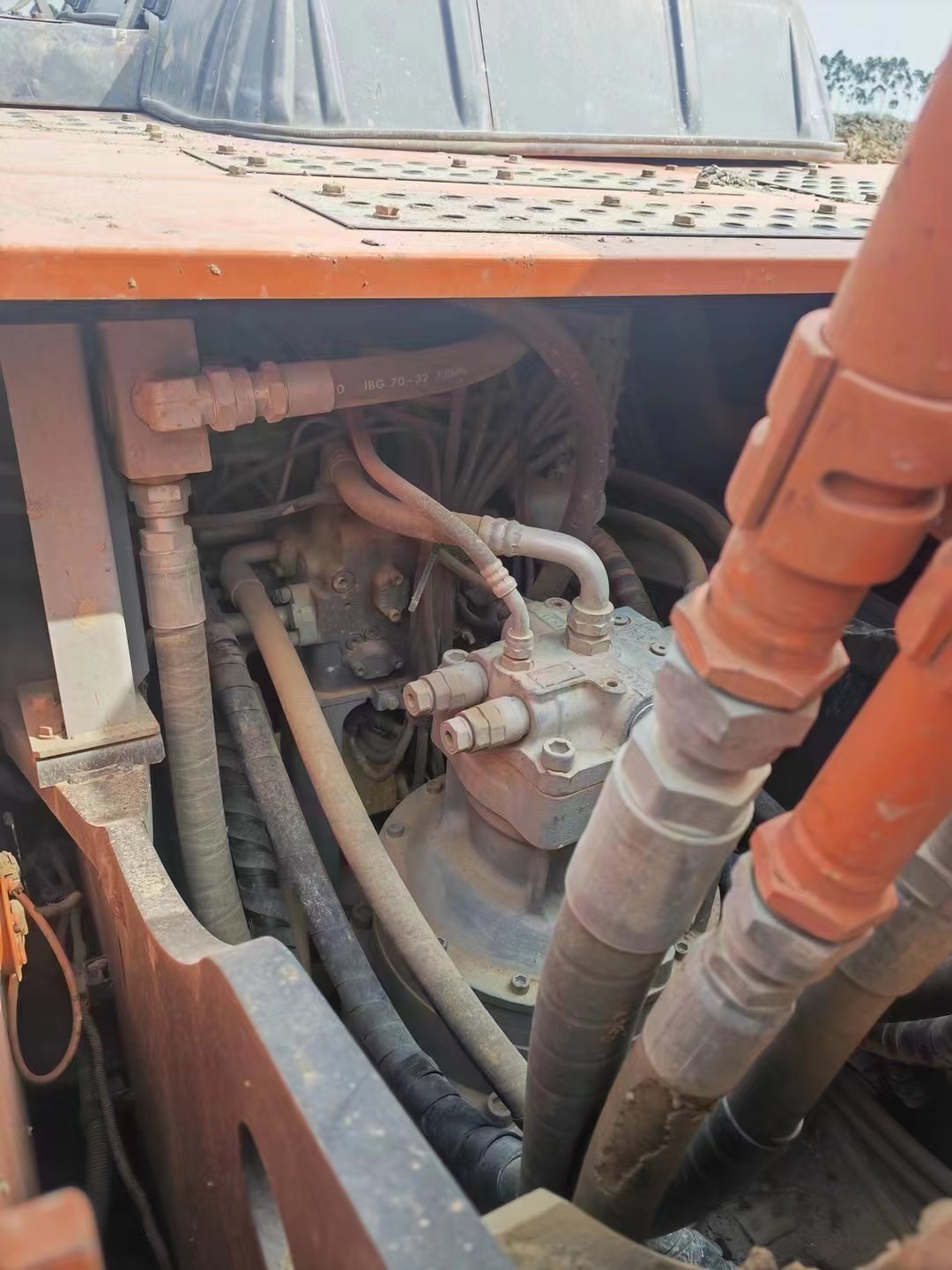 Japanese Original Imported Hitachi ZX350-5G Excavator For Sale At A Discount