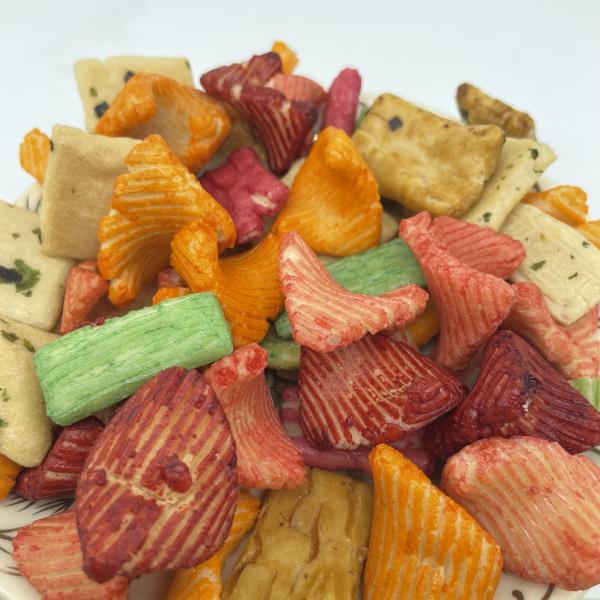 Low Fat Mulitiple Grain Snacks Fried Rice Crackers 7.5KG Bulk Weight 12 Months