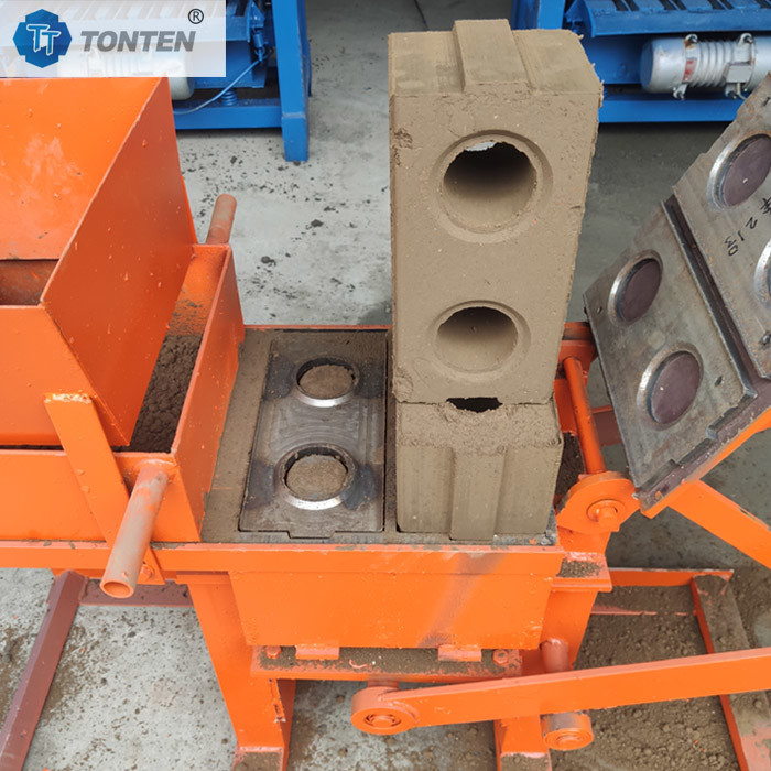 Manual 2-40 Clay Mud Brick Making Machine Clay Interlocking Blocks